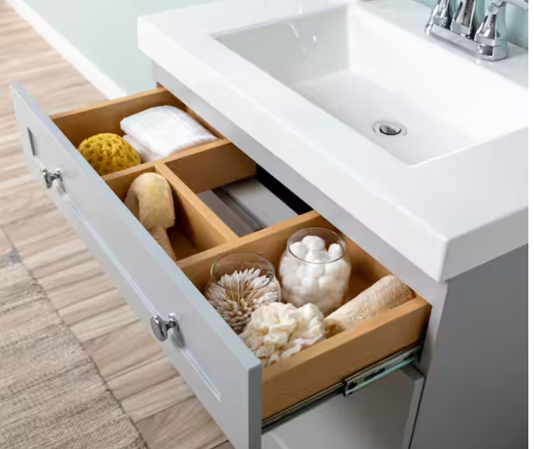 31 in. Single Sink Pearl Gray Freestanding Bath Vanity with White Cultured Marble Top