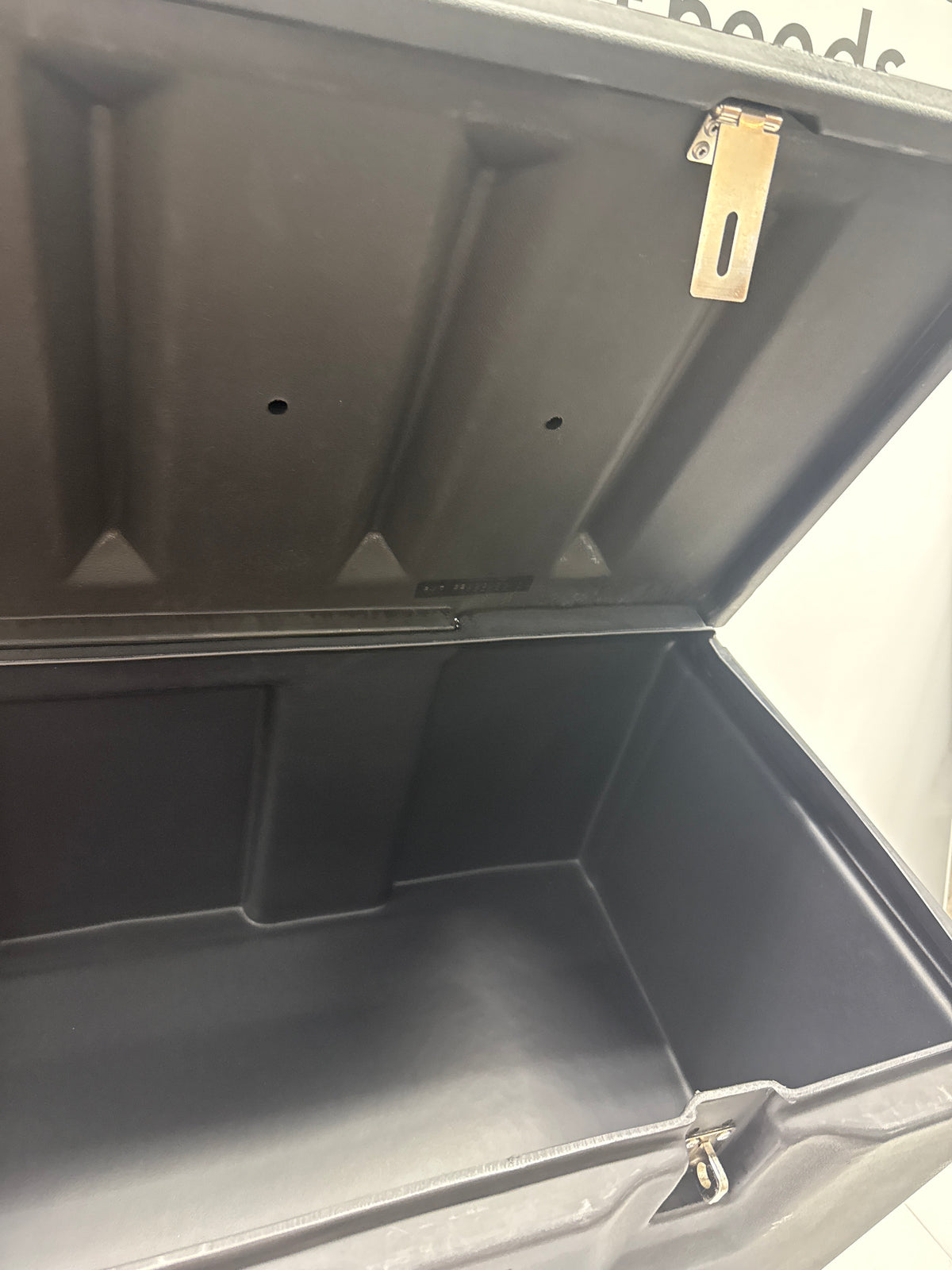 Tool Box 17.25 x 19