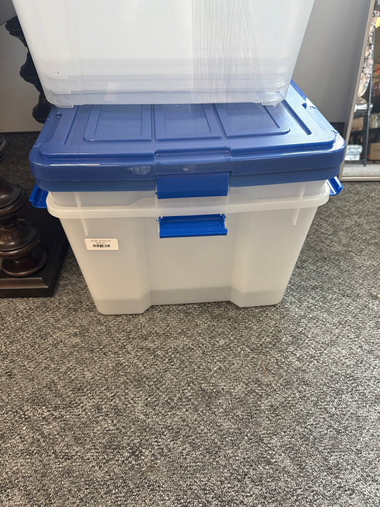 32 QT Buckled Clar Box - 2 Pack