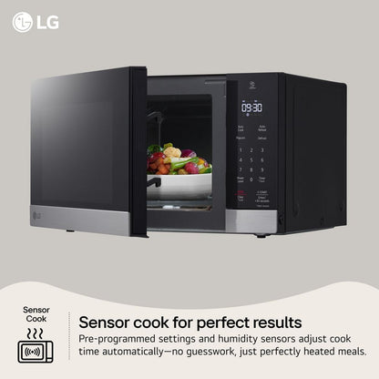 LG NeoChef 0.9 cu. ft. Countertop Microwave MSER0990S